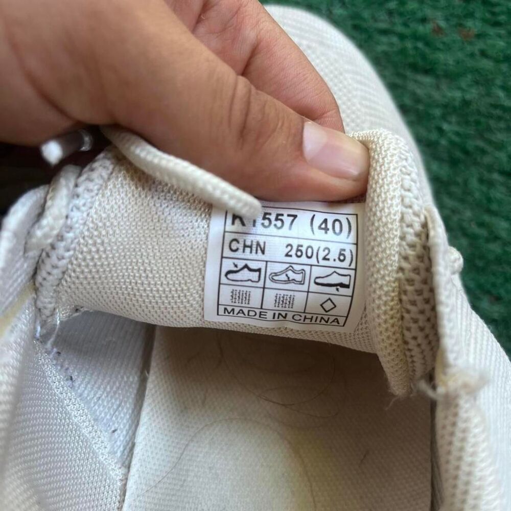 Unbranded Women's White and Cream Trainers - Picture 5 of 5